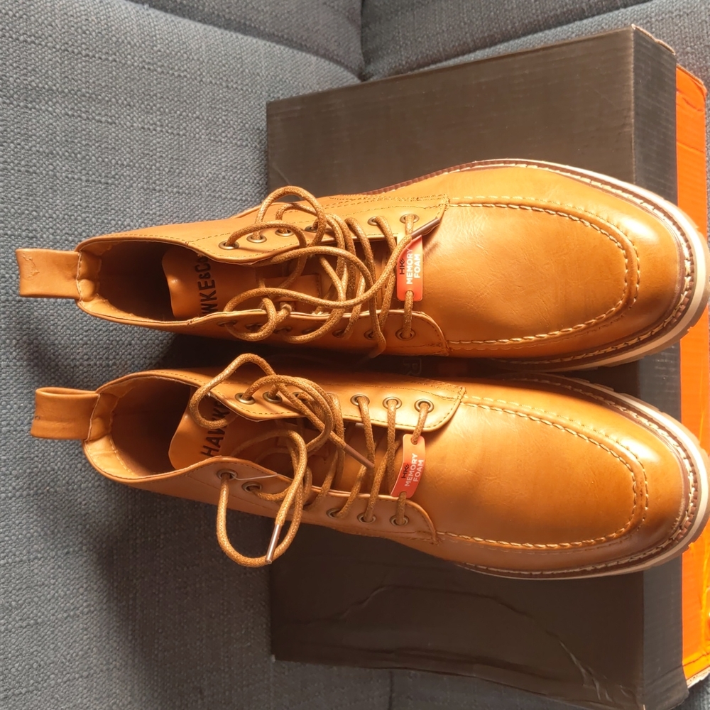 NWT Tan Boots Size 8.5